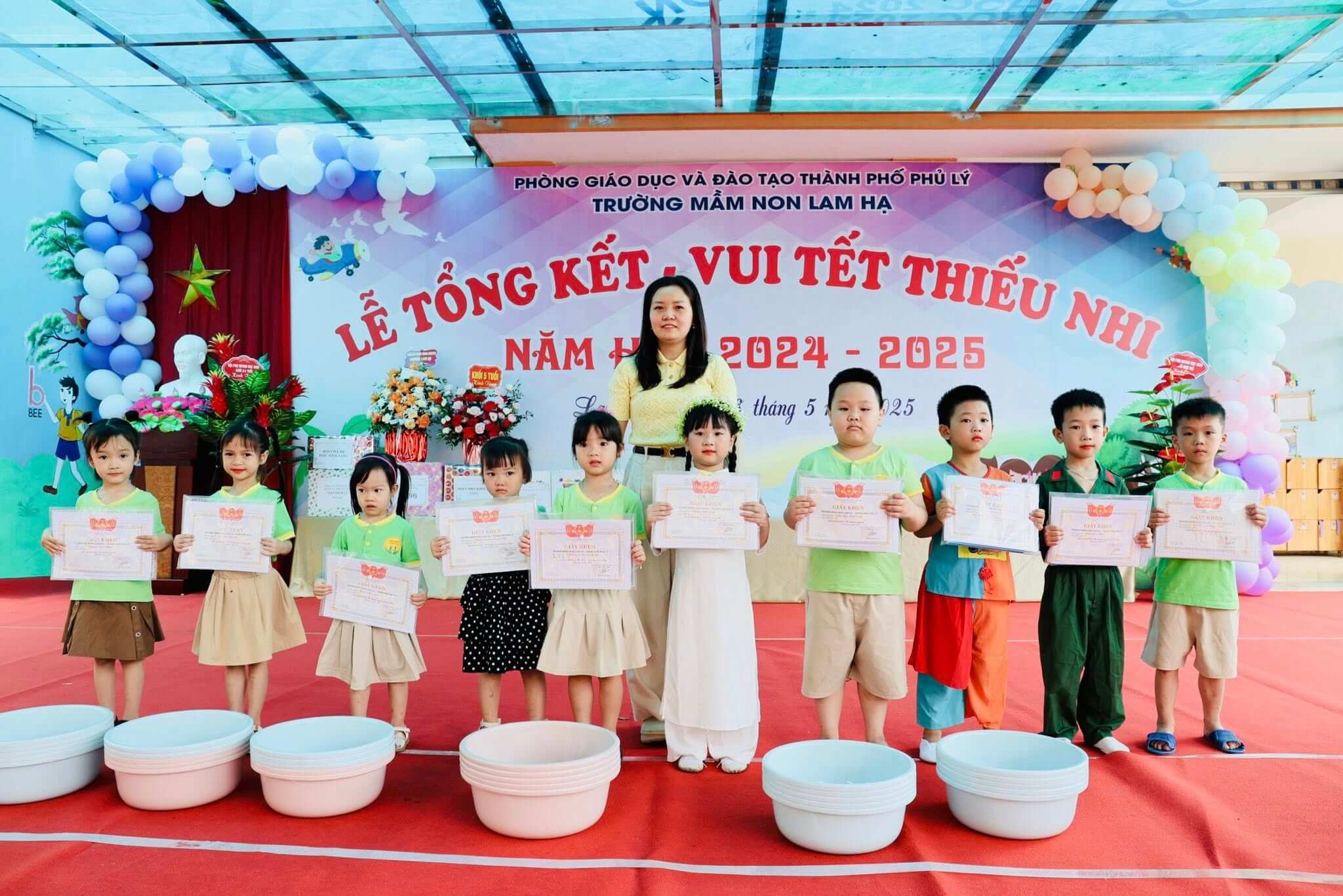 Vui tết